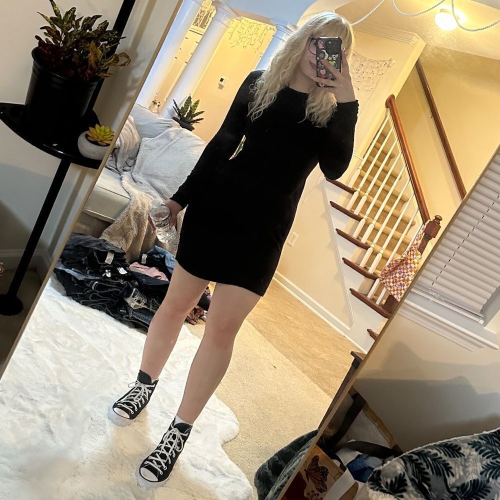 Lou and Grey size xs black long sleeve mini dress